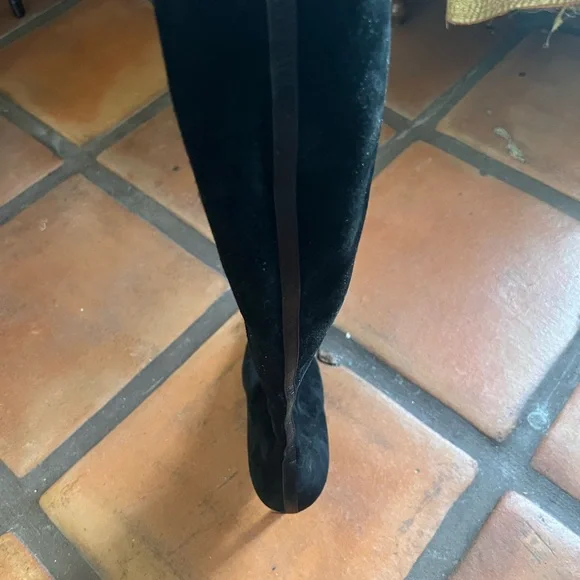 Black Heeled Boots - Picture 8 of 9